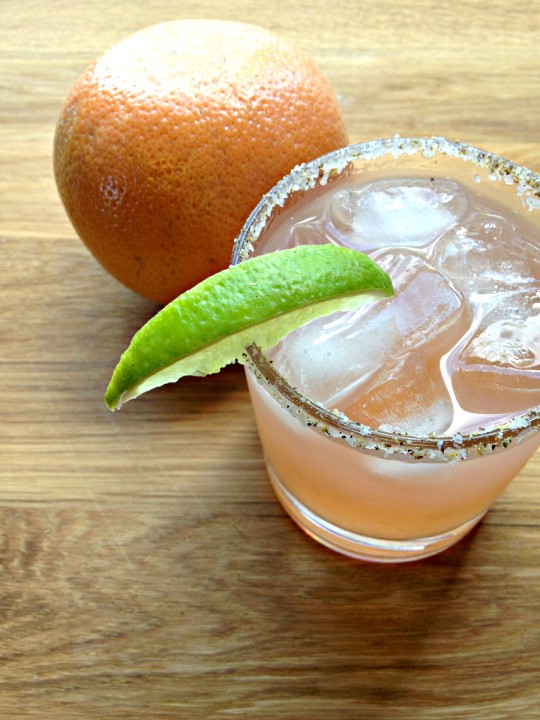 Grapefruit Black Pepper Margaritas from Rosemarried
